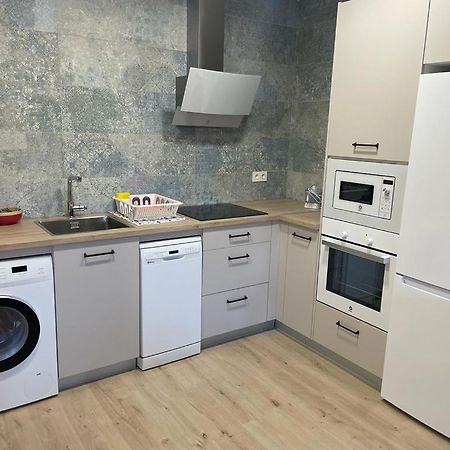 Apartamentos Gyc Vistas A Santo Domingo Leon Ngoại thất bức ảnh