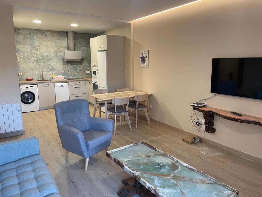 Apartamentos Gyc Vistas A Santo Domingo Leon Ngoại thất bức ảnh
